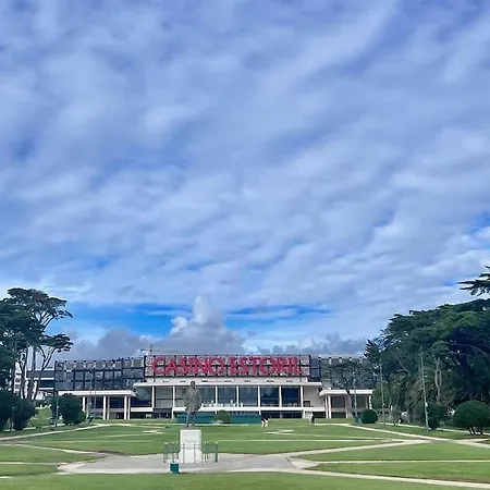 - Bay View * 에수투릴