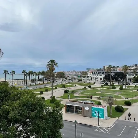 - Bay View 아파트